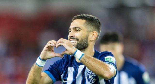 难以吸引人, 除了少数几, 他远赴中国 难以吸引人, 除了少数几, 他远赴中国