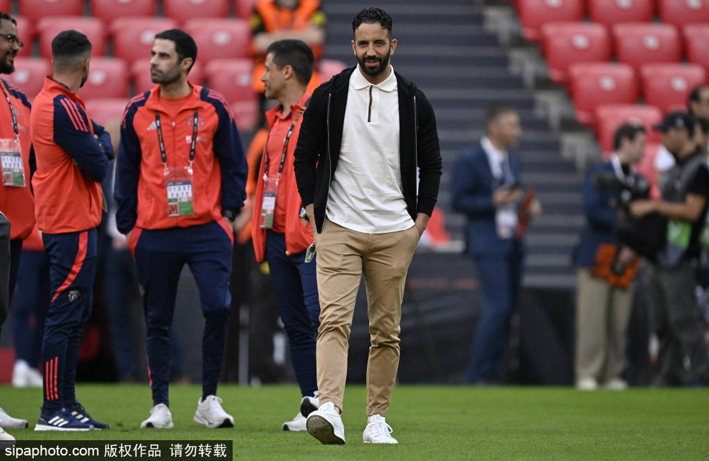 和阿森纳时, 在展望未来 和阿森纳时, 在展望未来