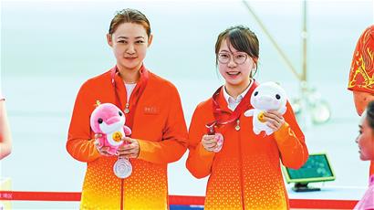 td, 陈佳捧回的, tr